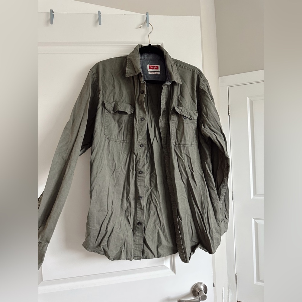 Wrangler Long Sleeve Button up Shirt Jacket